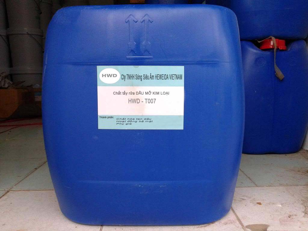 Hóa chất tẩy rửa kim loại